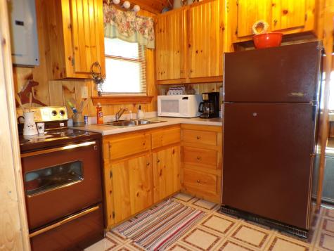 64 Lakeside Drive Raymond ME 04071