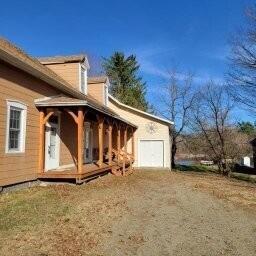 14 Arab Road Lee ME 04455