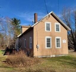 14 Arab Road Lee ME 04455