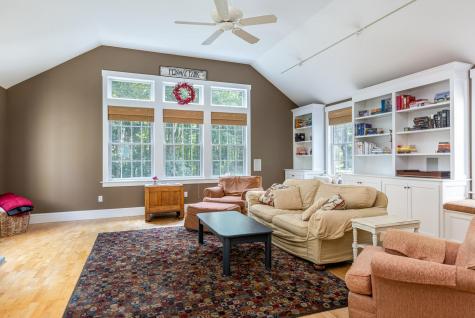 161 Hurricane Road Falmouth ME 04105
