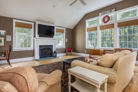 161 Hurricane Road Falmouth ME 04105