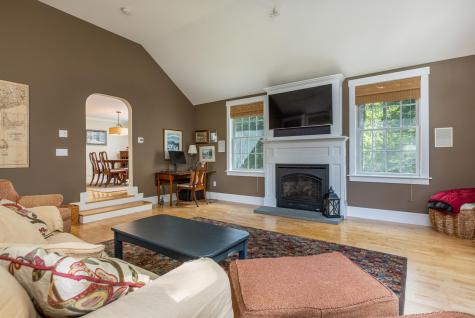 161 Hurricane Road Falmouth ME 04105