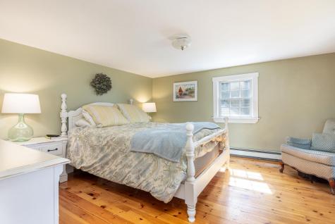 161 Hurricane Road Falmouth ME 04105