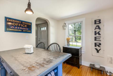 161 Hurricane Road Falmouth ME 04105