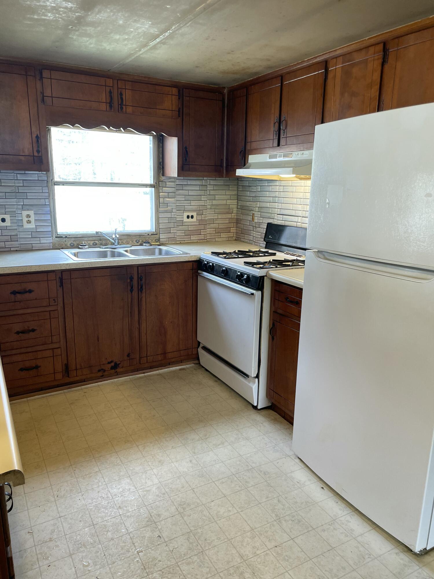 1120 Lewiston Road New Gloucester ME 04260