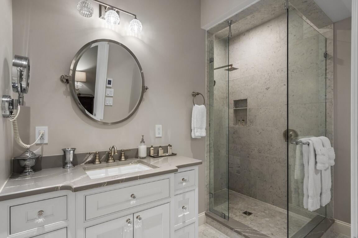 63 Townsend Avenue Boothbay Harbor ME 04538