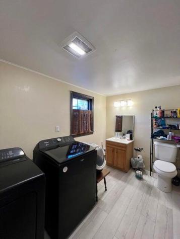 18 High Street Mechanic Falls ME 04256