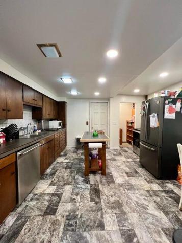 18 High Street Mechanic Falls ME 04256