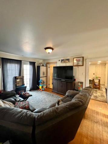 18 High Street Mechanic Falls ME 04256