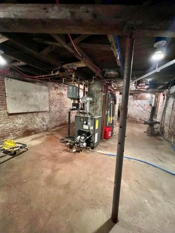 18 High Street Mechanic Falls ME 04256