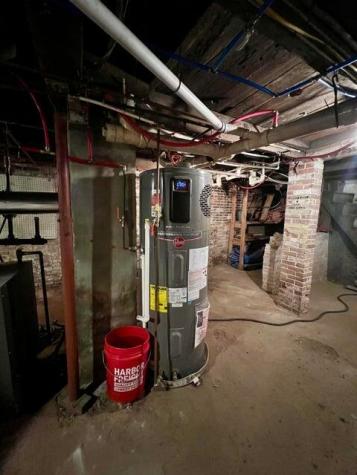 18 High Street Mechanic Falls ME 04256