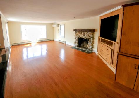 18 Littlefield Court North Berwick ME 03906