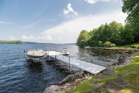 58 Beaumont Drive Naples ME 04055