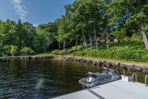 58 Beaumont Drive Naples ME 04055