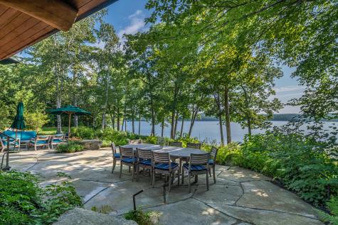 58 Beaumont Drive Naples ME 04055