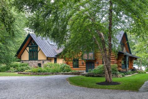 58 Beaumont Drive Naples ME 04055