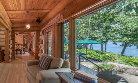 58 Beaumont Drive Naples ME 04055