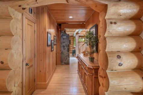 58 Beaumont Drive Naples ME 04055