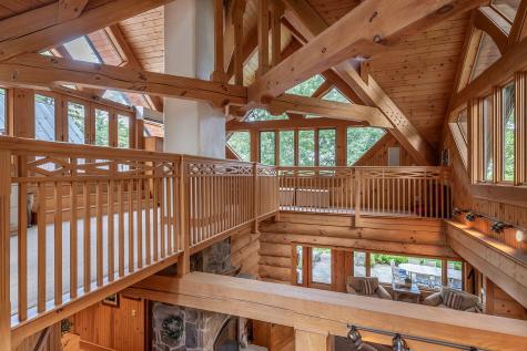 58 Beaumont Drive Naples ME 04055