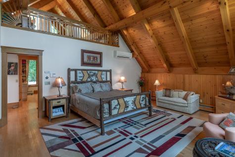 58 Beaumont Drive Naples ME 04055