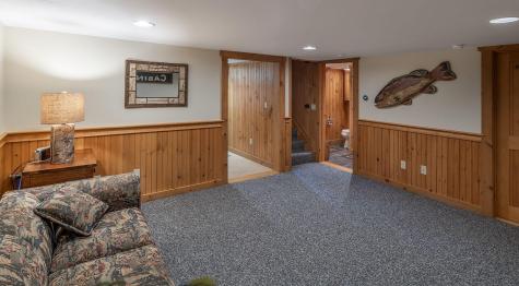 58 Beaumont Drive Naples ME 04055