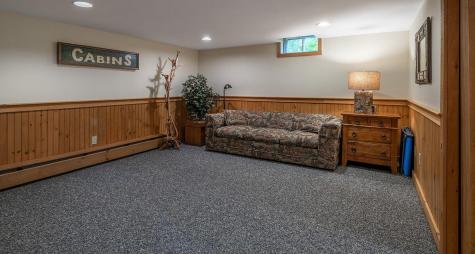 58 Beaumont Drive Naples ME 04055