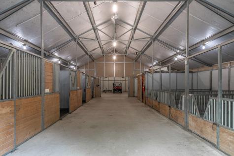 58 Beaumont Drive Naples ME 04055