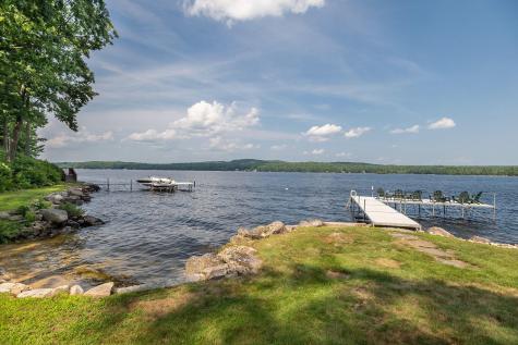 58 Beaumont Drive Naples ME 04055