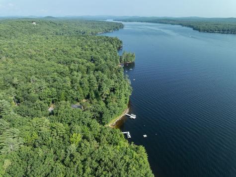 58 Beaumont Drive Naples ME 04055