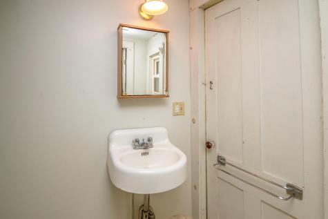 2460 Green Hill Road Chatham NH 03813