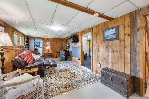 79 Mount Pleasant Street Rockport ME 04856