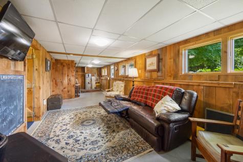 79 Mount Pleasant Street Rockport ME 04856