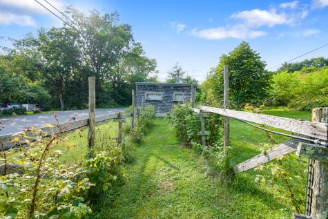 79 Mount Pleasant Street Rockport ME 04856