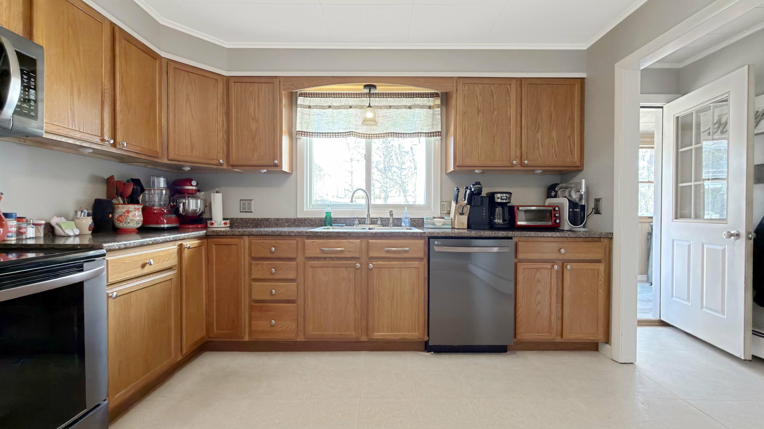 15 Home Farm Road Caribou ME 04736