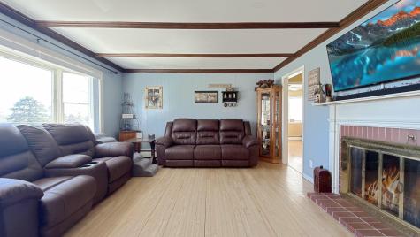 15 Home Farm Road Caribou ME 04736