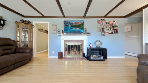 15 Home Farm Road Caribou ME 04736