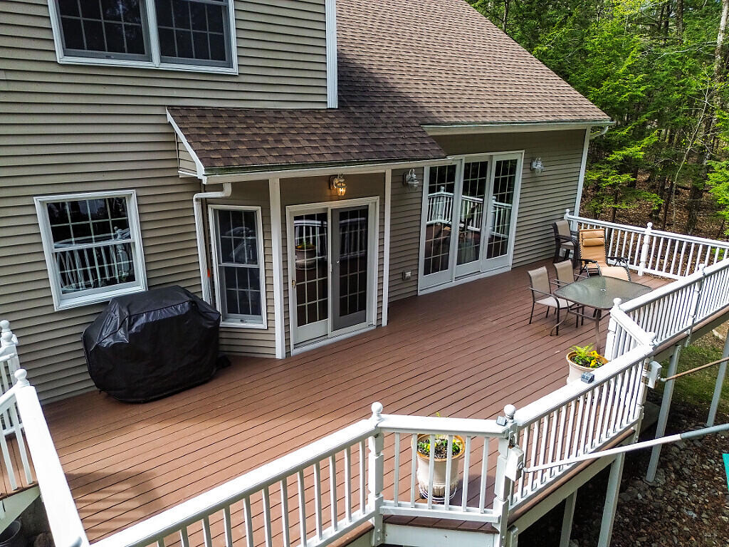 530 Point Drive Mount Vernon ME 04352