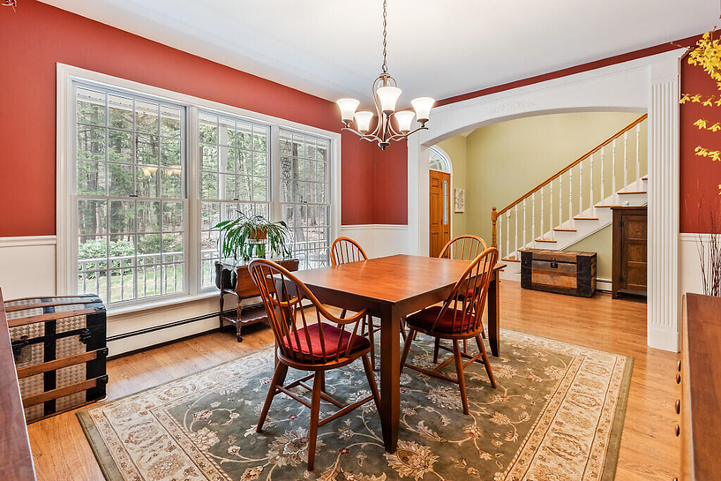 530 Point Drive Mount Vernon ME 04352