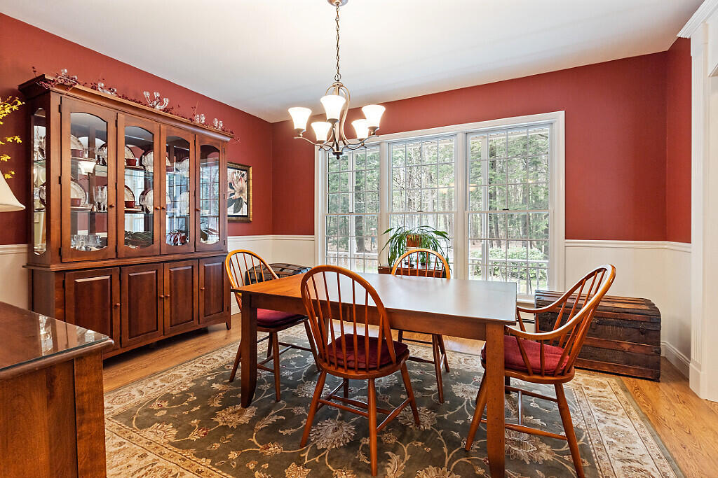 530 Point Drive Mount Vernon ME 04352