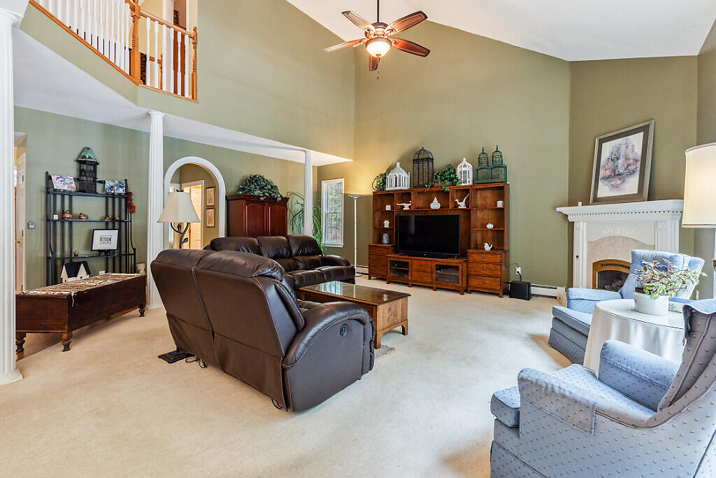 530 Point Drive Mount Vernon ME 04352