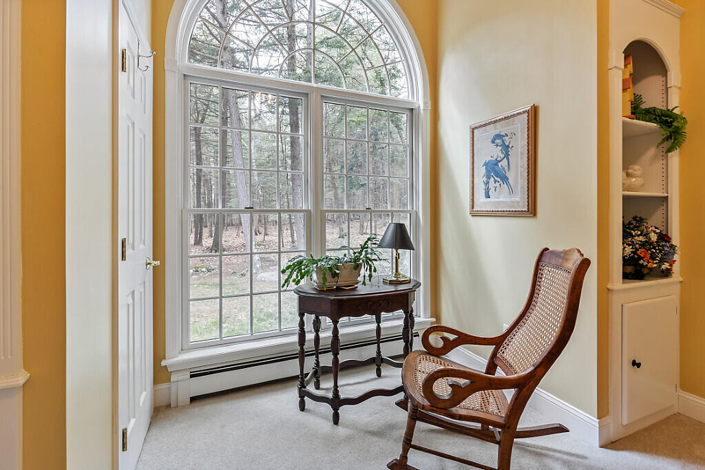 530 Point Drive Mount Vernon ME 04352