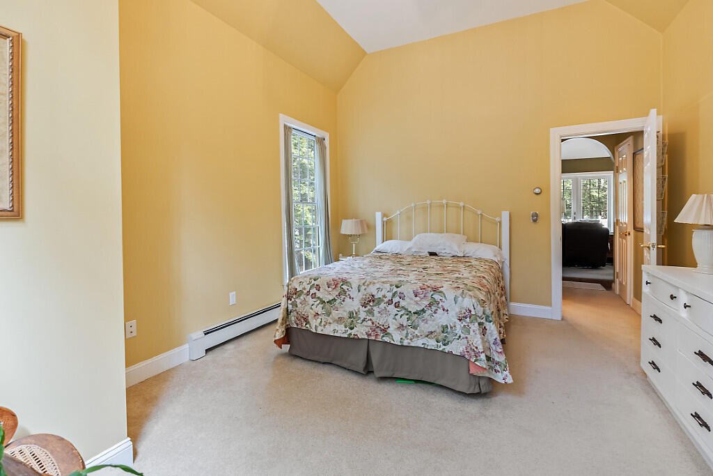 530 Point Drive Mount Vernon ME 04352