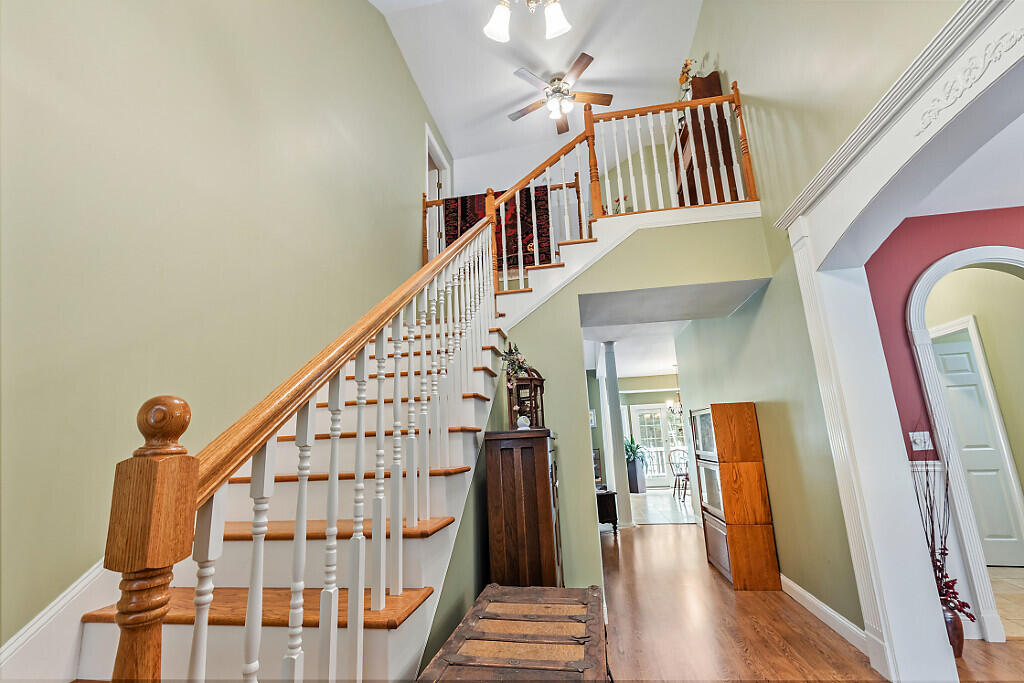 530 Point Drive Mount Vernon ME 04352