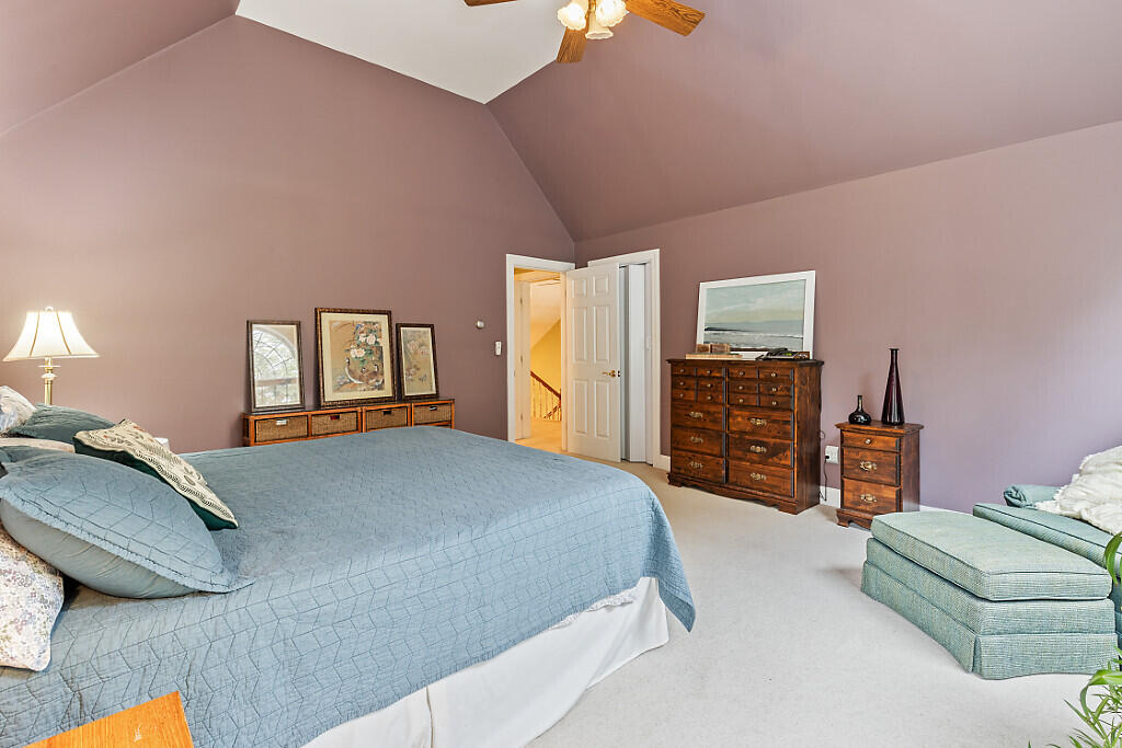 530 Point Drive Mount Vernon ME 04352