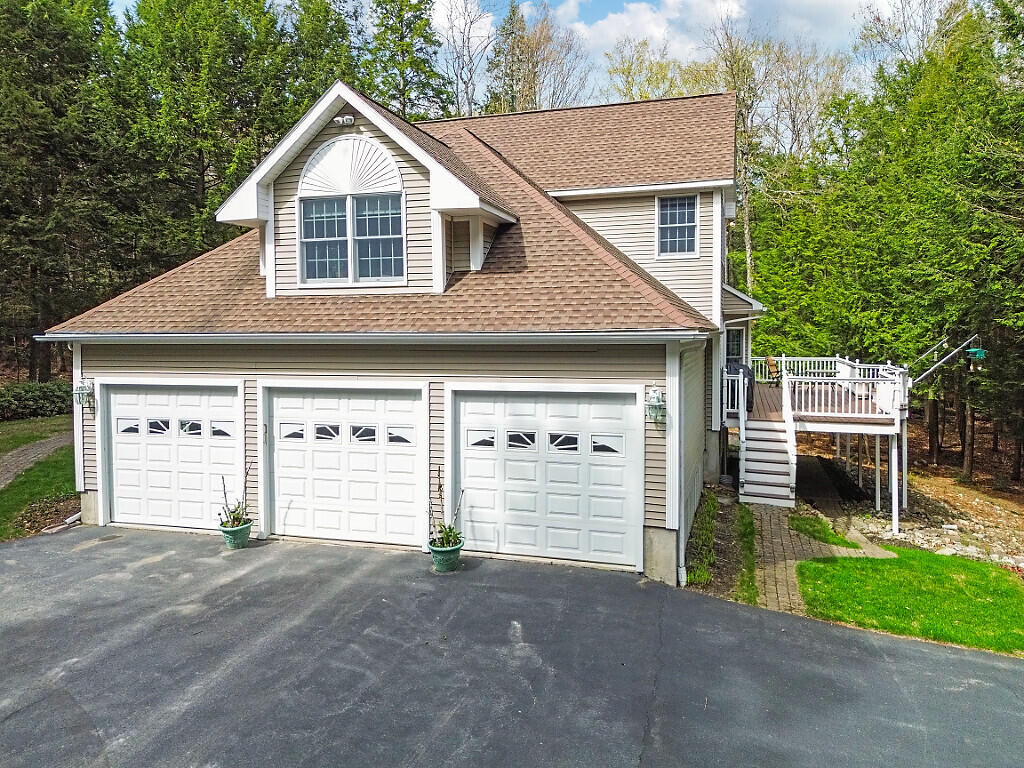 530 Point Drive Mount Vernon ME 04352