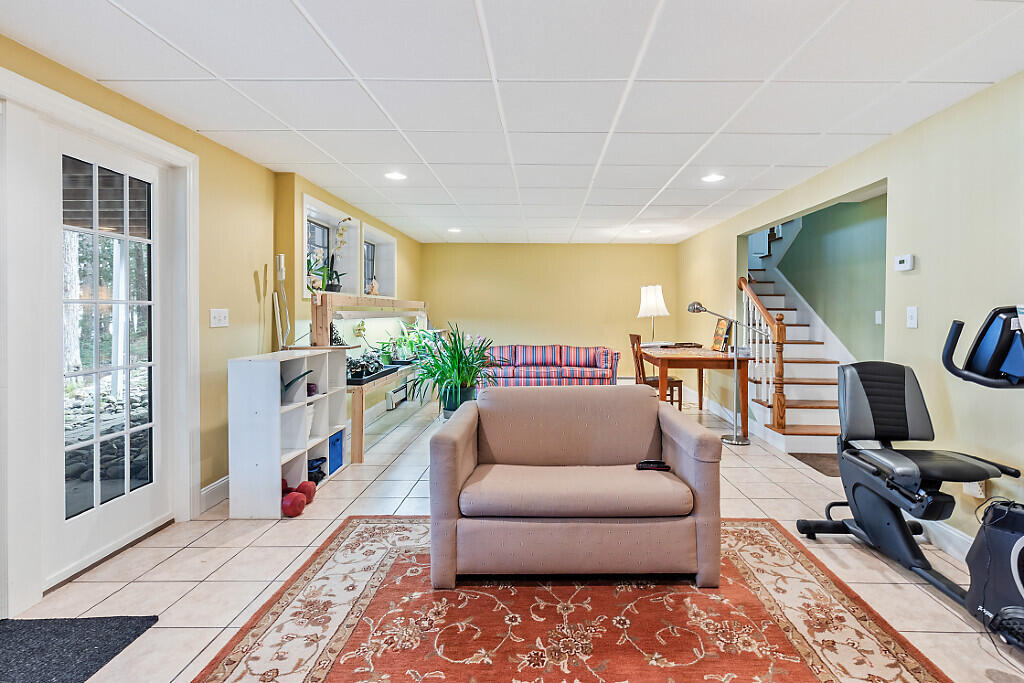 530 Point Drive Mount Vernon ME 04352