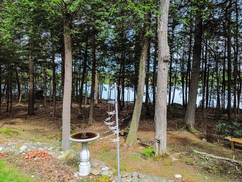 530 Point Drive Mount Vernon ME 04352