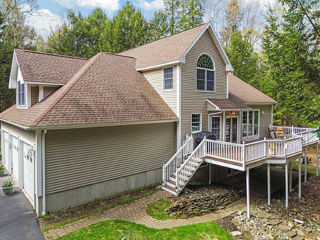 530 Point Drive Mount Vernon ME 04352