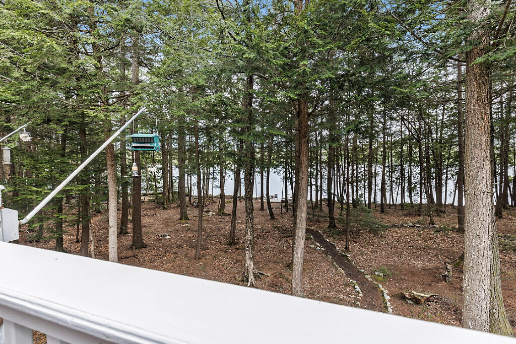 530 Point Drive Mount Vernon ME 04352