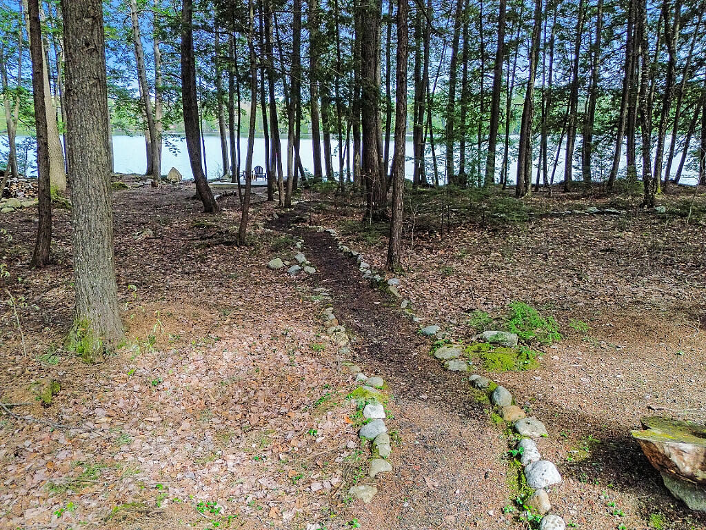 530 Point Drive Mount Vernon ME 04352